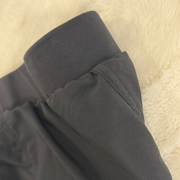 Under Armour Women's Black Shorts - Picture 9 of 11